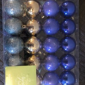 Christmas tree ornament set